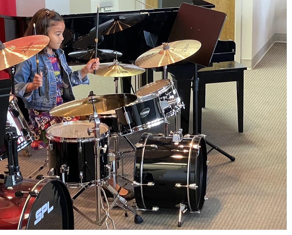 Students performing at CSM drummer showcase in Anderson